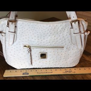 Absolutely beautiful Dooney & Bourke bag.